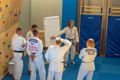 Gibovi judo trenerji so se udeležili letnega trenerskega seminarja! 